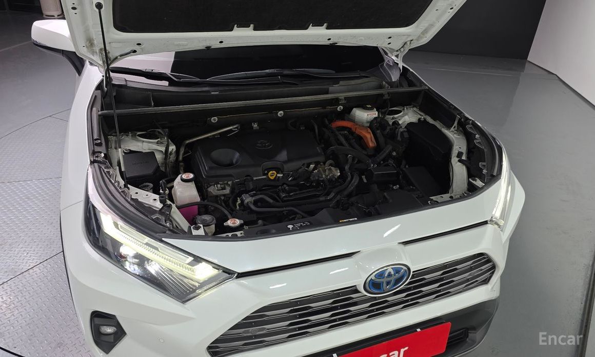 2023 Toyota RAV4 V (XA50) 2,5 4WD Hybrid LTD с пробегом 89 915 км