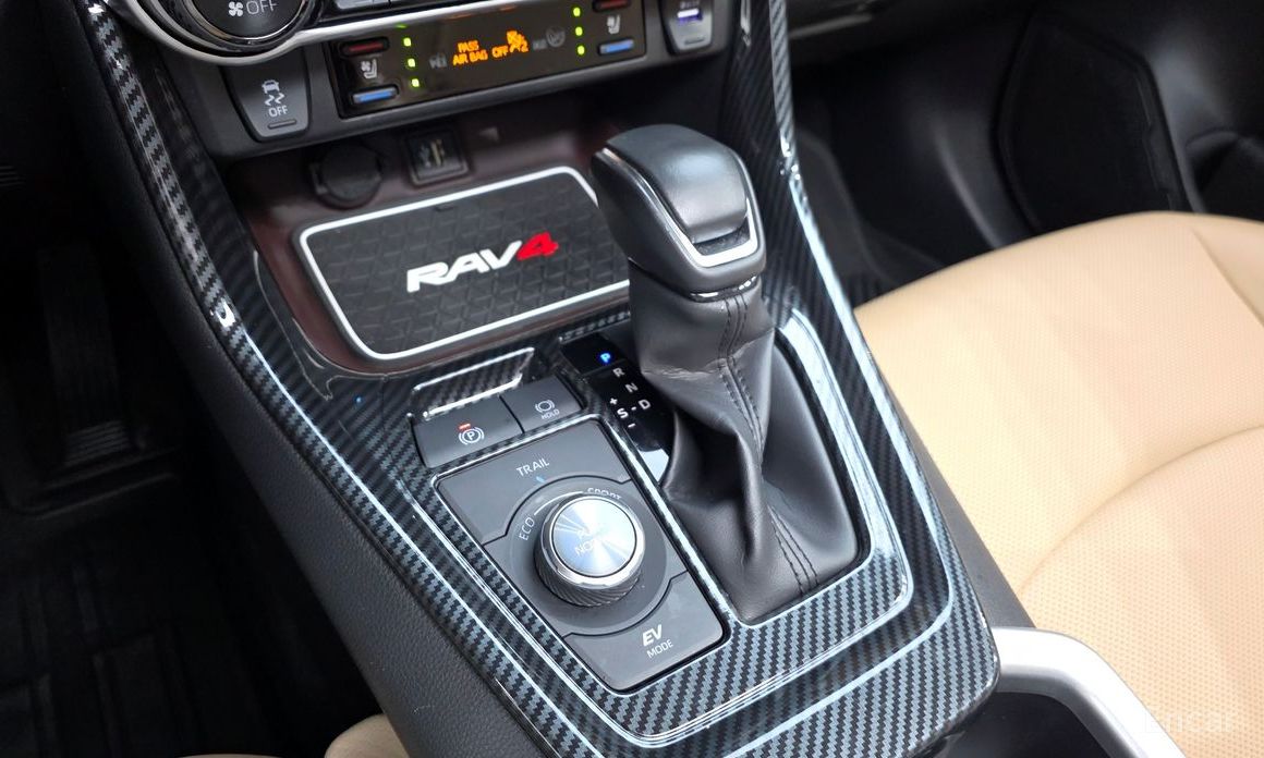 2023 Toyota RAV4 V (XA50) 2,5 4WD Hybrid LTD с пробегом 43 149 км