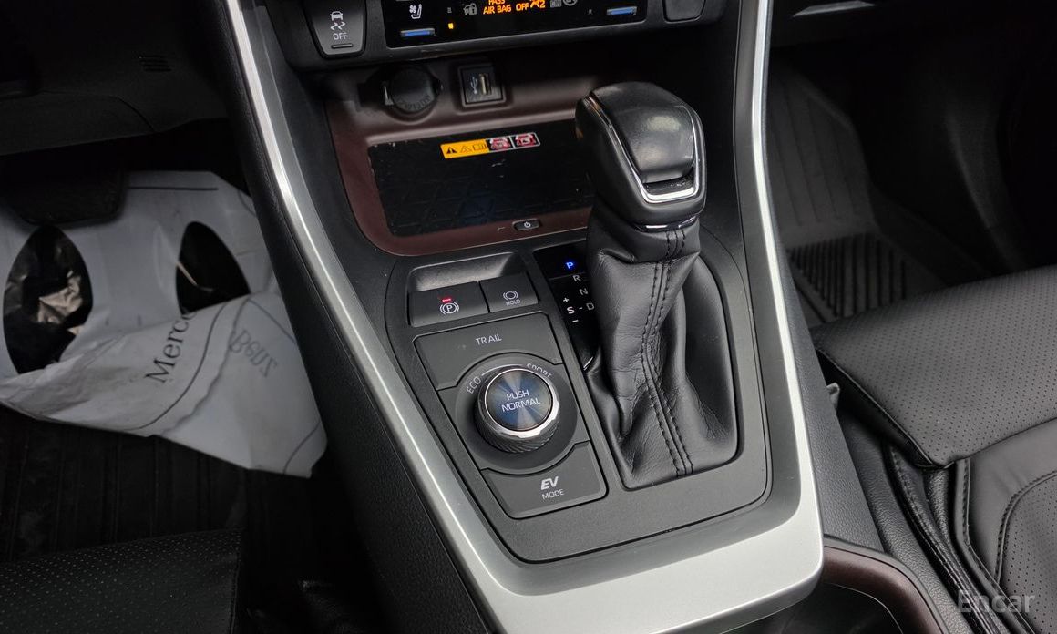 2023 Toyota RAV4 V (XA50) 2,5 4WD Hybrid LTD с пробегом 89 915 км
