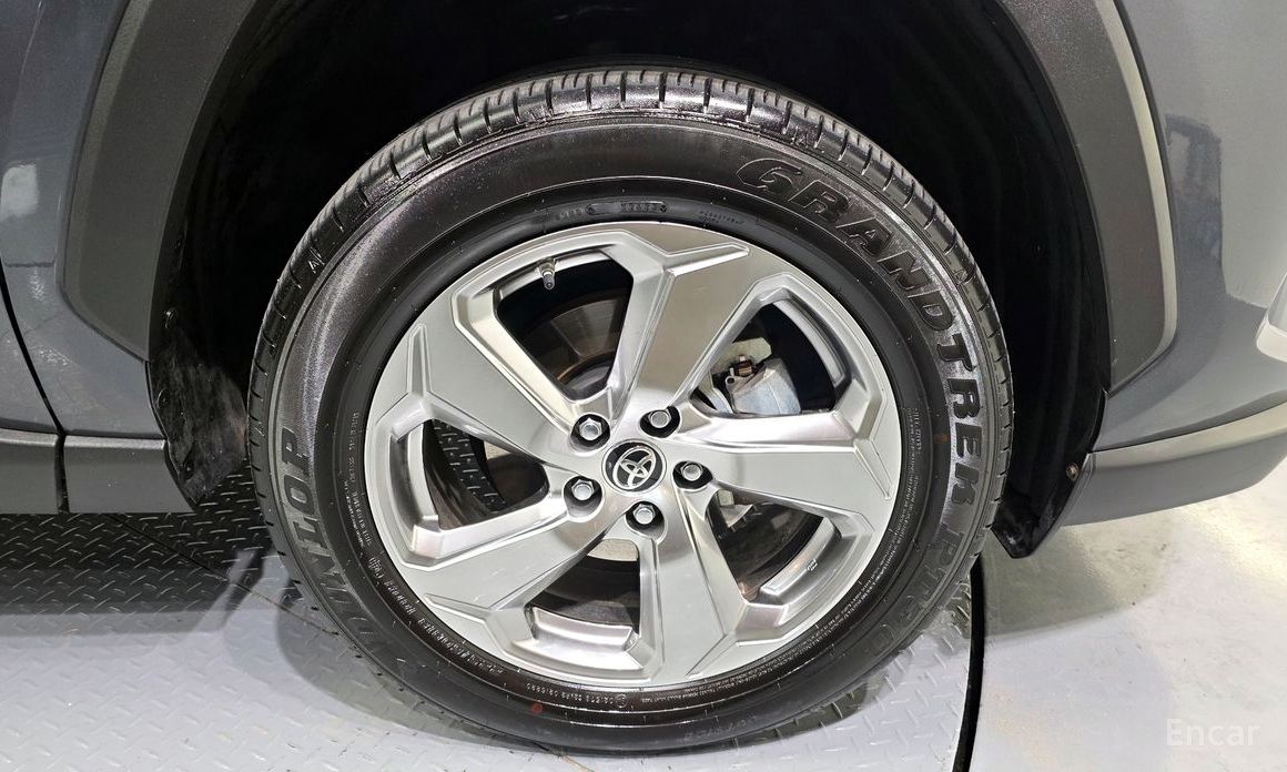 2020 Toyota RAV4 V (XA50) 2.5 2WD Hybrid с пробегом 52 901 км