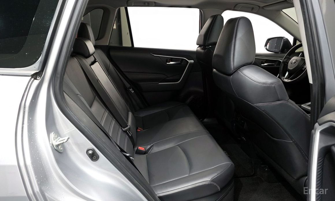 2022 Toyota RAV4 V (XA50) 2.5 2WD Hybrid с пробегом 59 135 км