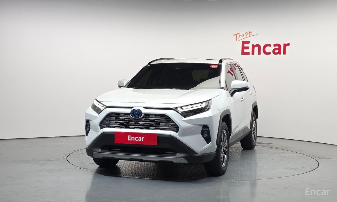 2023 Toyota RAV4 V (XA50) 2,5 4WD Hybrid LTD с пробегом 17 500 км