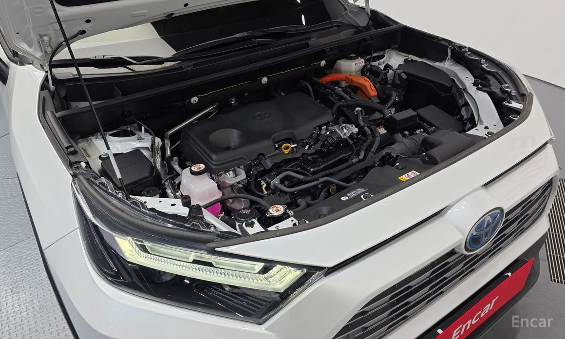 2023 Toyota RAV4 V (XA50) 2,5 4WD Hybrid LTD с пробегом 17 500 км