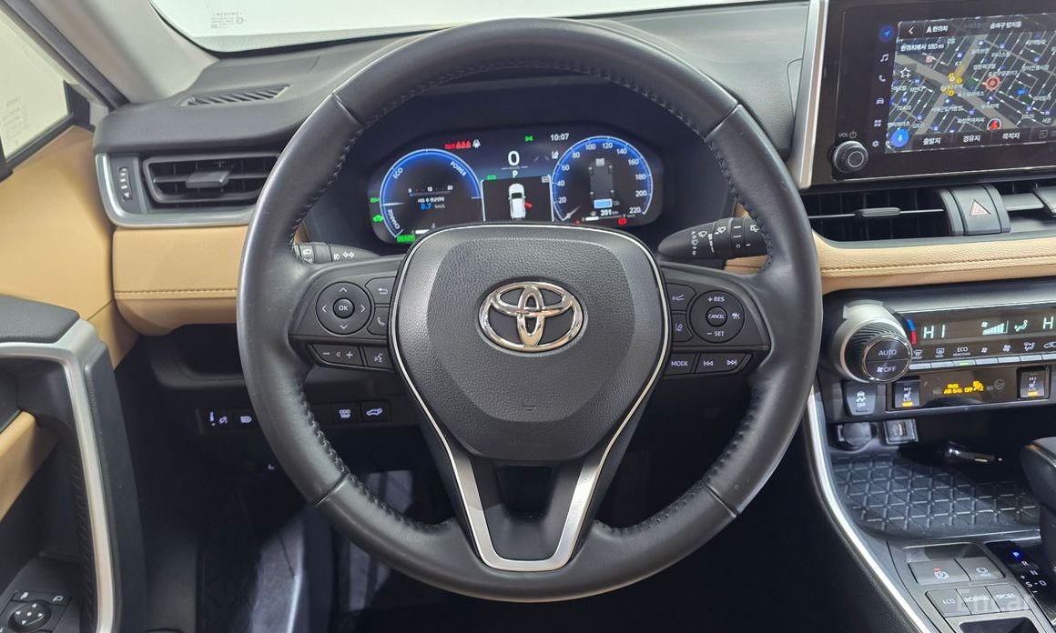 2023 Toyota RAV4 V (XA50) 2.5 2WD Hybrid XLE с пробегом 43 181 км