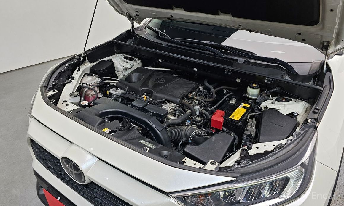 2019 Toyota RAV4 V (XA50) 2.5 2WD с пробегом 84 768 км