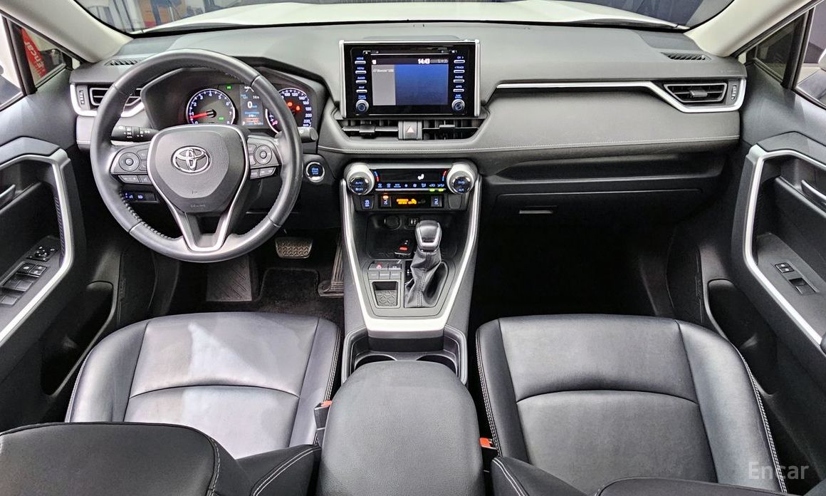 2019 Toyota RAV4 V (XA50) 2.5 2WD с пробегом 84 768 км