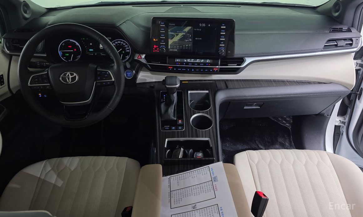 2023 Toyota Sienna IV 2.5 Hybrid AWD с пробегом 20 948 км