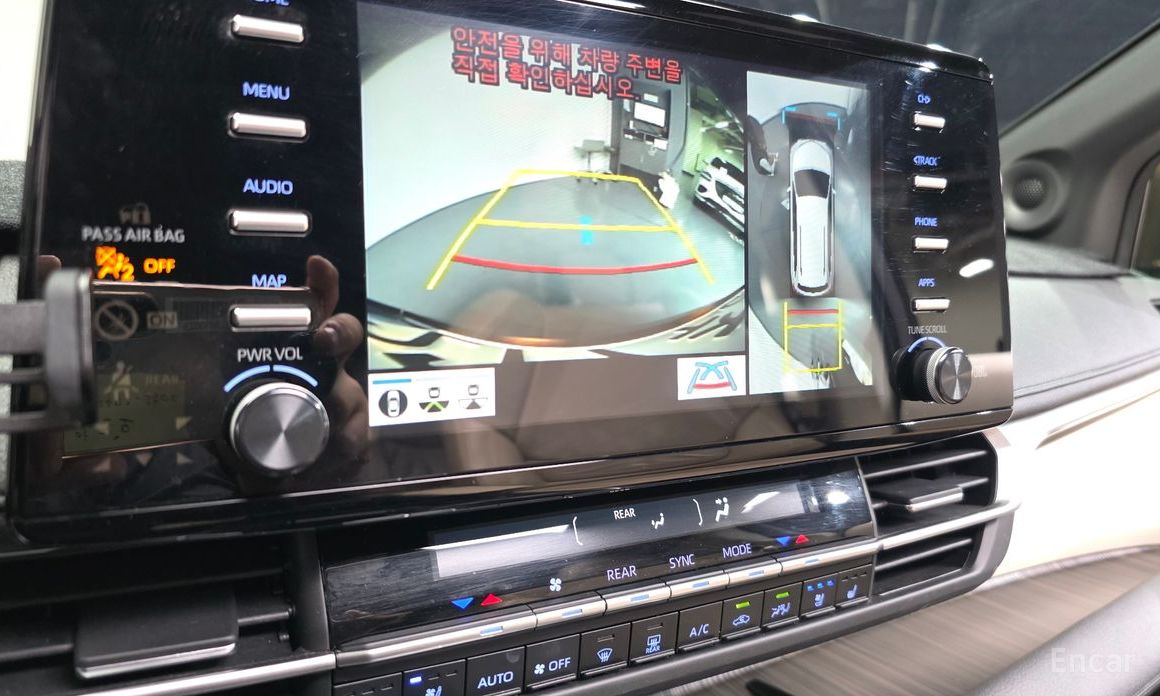 2021 Toyota Sienna IV 2.5 Hybrid 2WD с пробегом 67 389 км