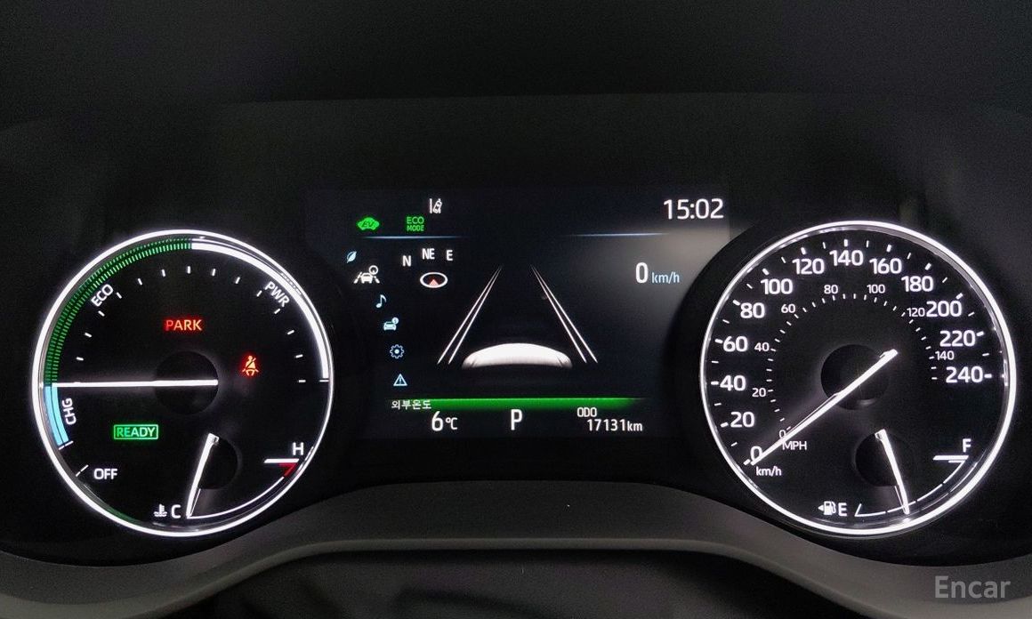 2022 Toyota Sienna IV 2.5 Hybrid 2WD с пробегом 17 131 км