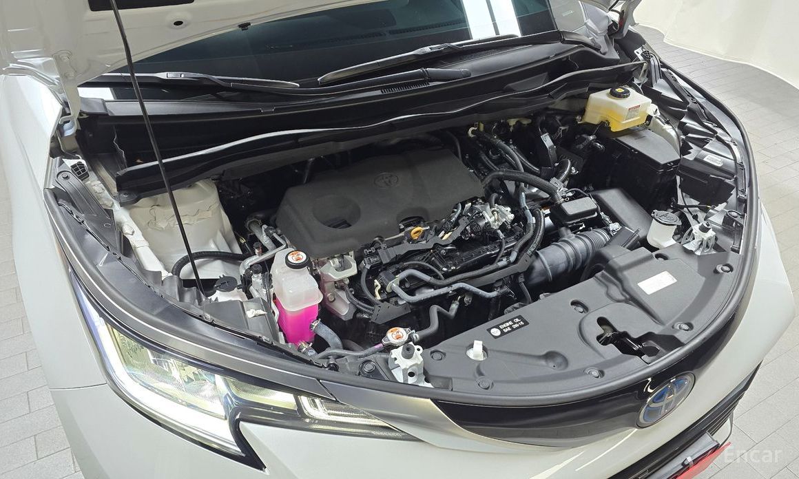 2023 Toyota Sienna IV 2.5 Hybrid 2WD с пробегом 12 363 км