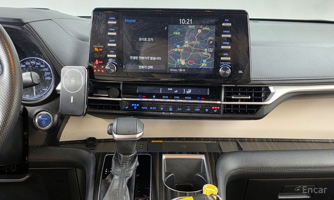 2021 Toyota Sienna IV 2.5 Hybrid 2WD с пробегом 85 720 км