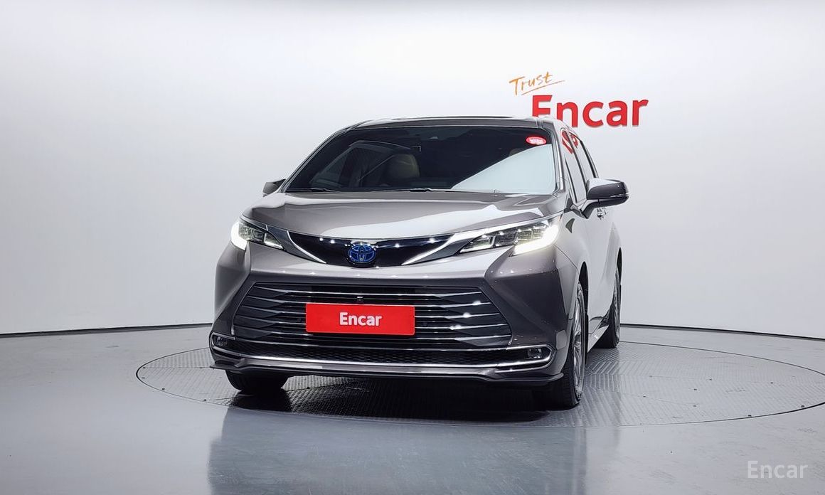 2023 Toyota Sienna IV 2.5 Hybrid AWD с пробегом 73 551 км