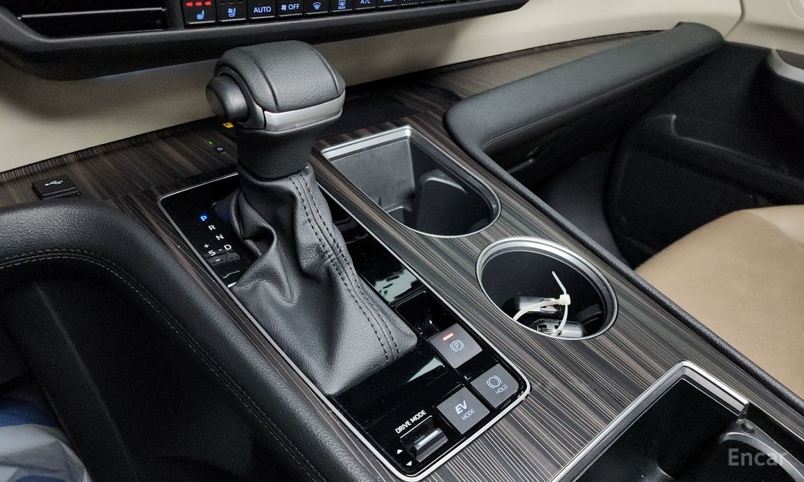 2023 Toyota Sienna IV 2.5 Hybrid AWD с пробегом 73 551 км