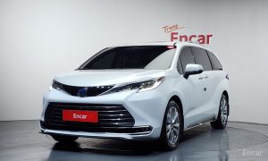 2023 Toyota Sienna IV 2.5 Hybrid 2WD с пробегом 44 673 км