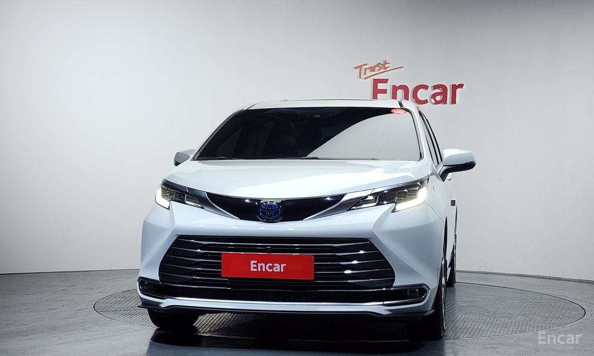 2023 Toyota Sienna IV 2.5 Hybrid 2WD с пробегом 44 673 км