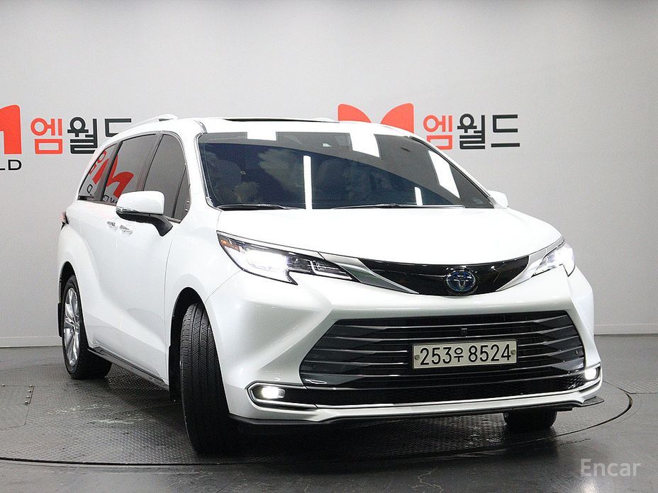 2022 Toyota Sienna IV 2.5 Hybrid 2WD с пробегом 31 390 км