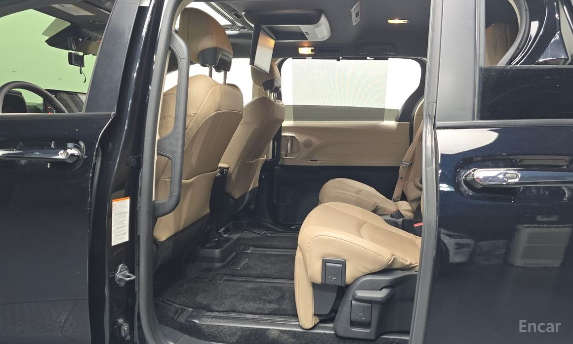 2022 Toyota Sienna IV 2.5 Hybrid 2WD с пробегом 70 164 км