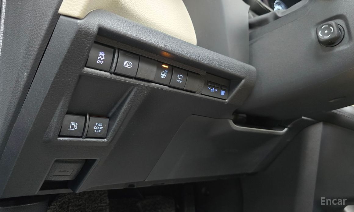 2022 Toyota Sienna IV 2.5 Hybrid 2WD с пробегом 70 164 км