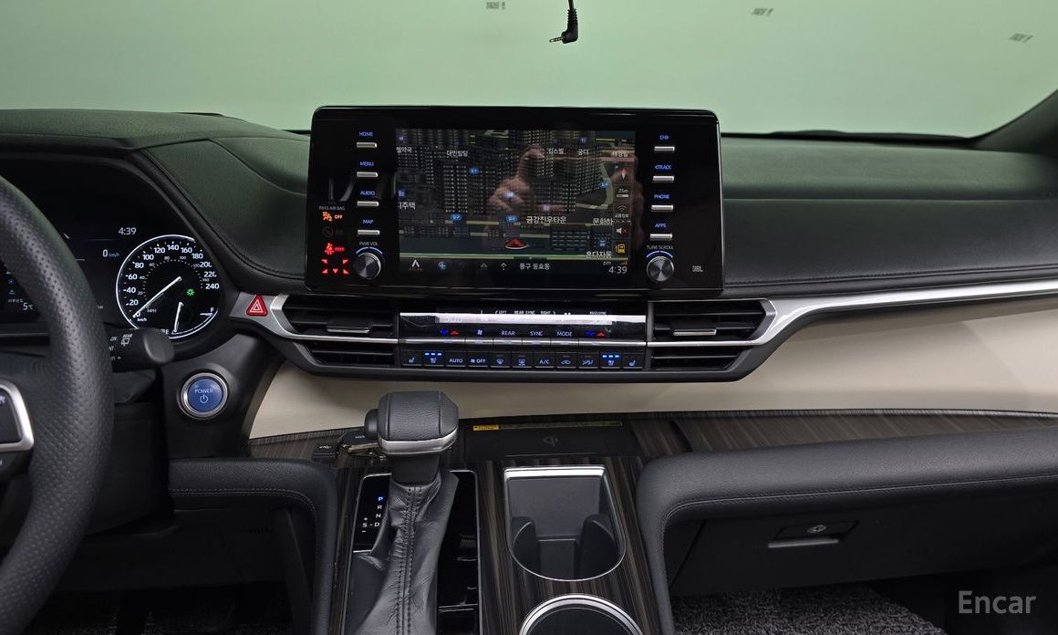 2022 Toyota Sienna IV 2.5 Hybrid 2WD с пробегом 70 164 км