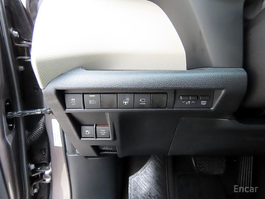 2021 Toyota Sienna IV 2.5 Hybrid AWD с пробегом 77 910 км