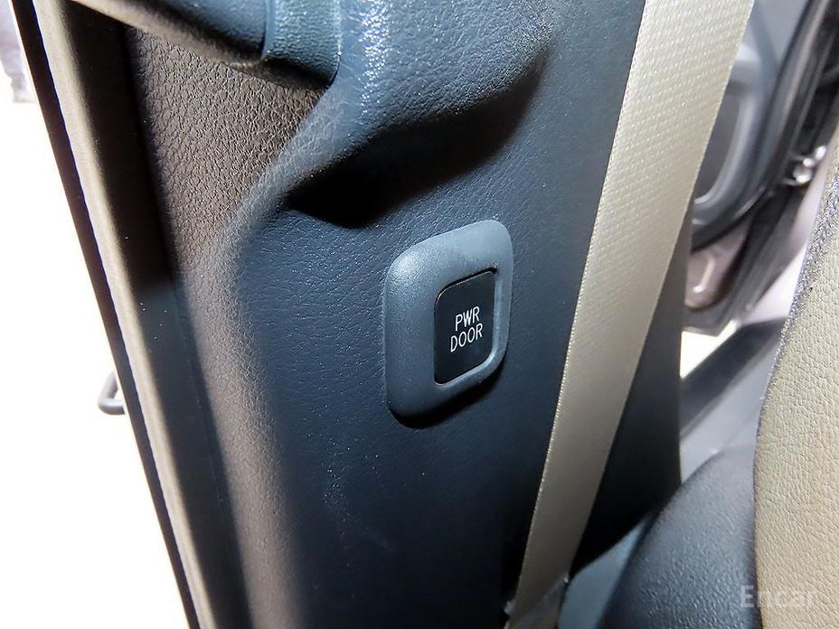 2021 Toyota Sienna IV 2.5 Hybrid AWD с пробегом 77 910 км
