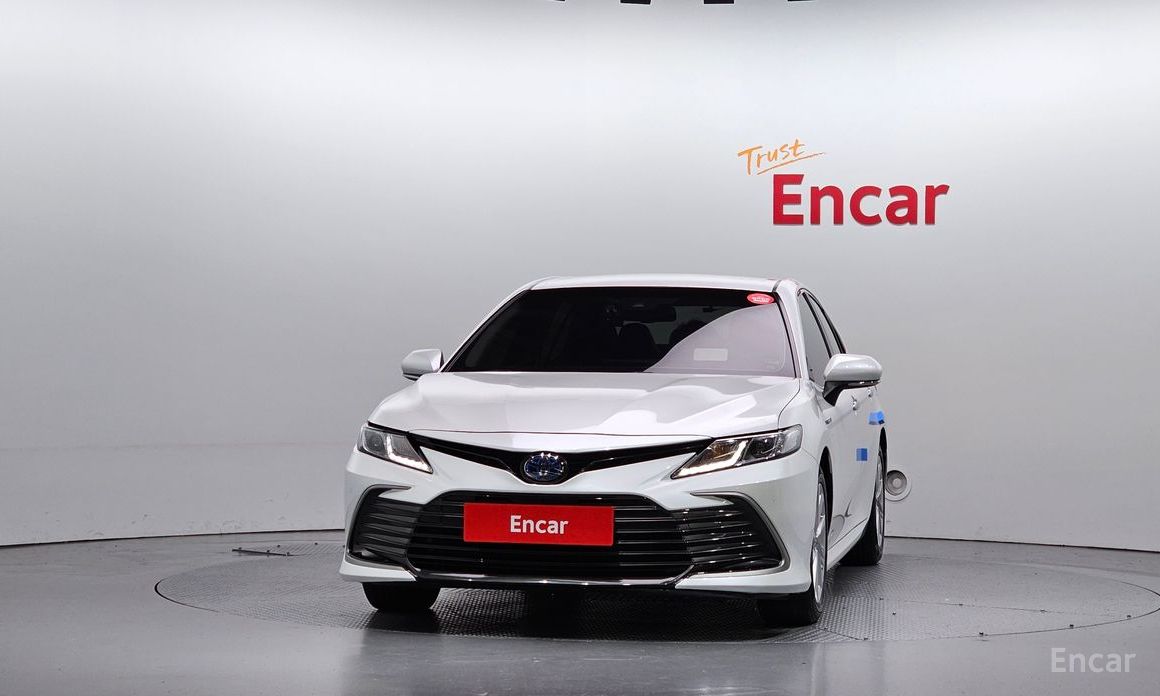 2022 Toyota Camry VIII (XV70) Рестайлинг 2.5 LE Hybrid с пробегом 119 708 км