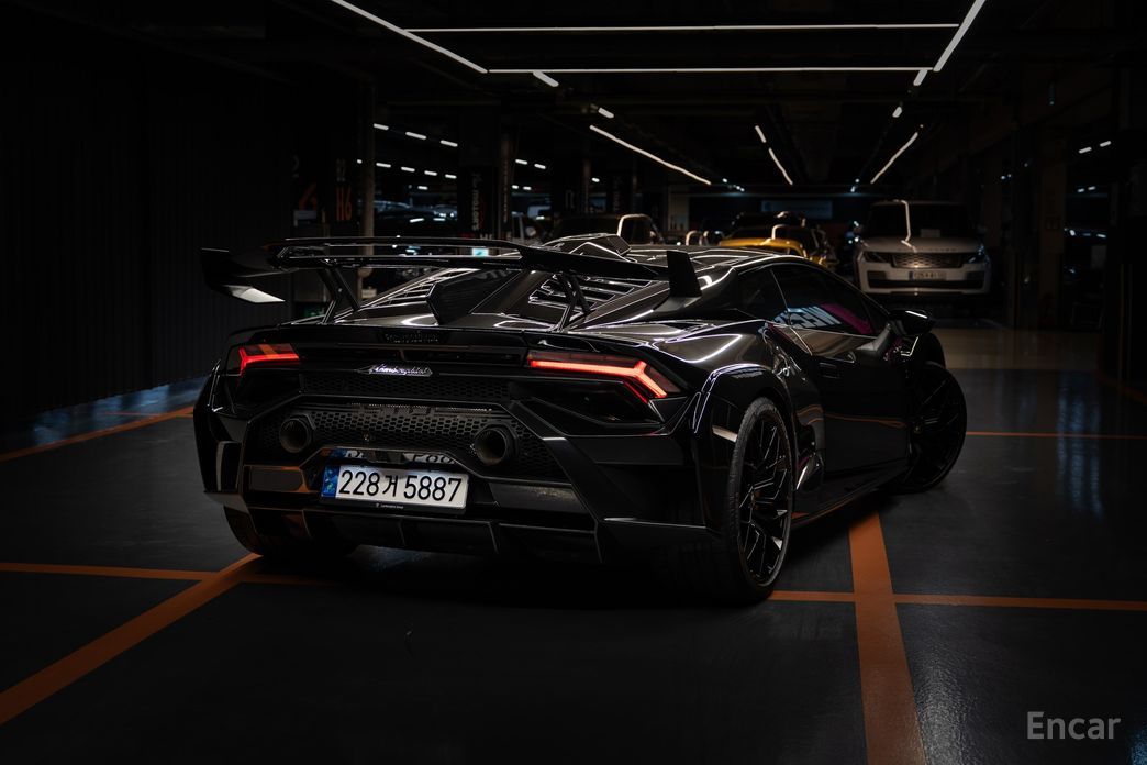 2023 Lamborghini Huracán I Рестайлинг LP640-2 STO с пробегом 9 092 км