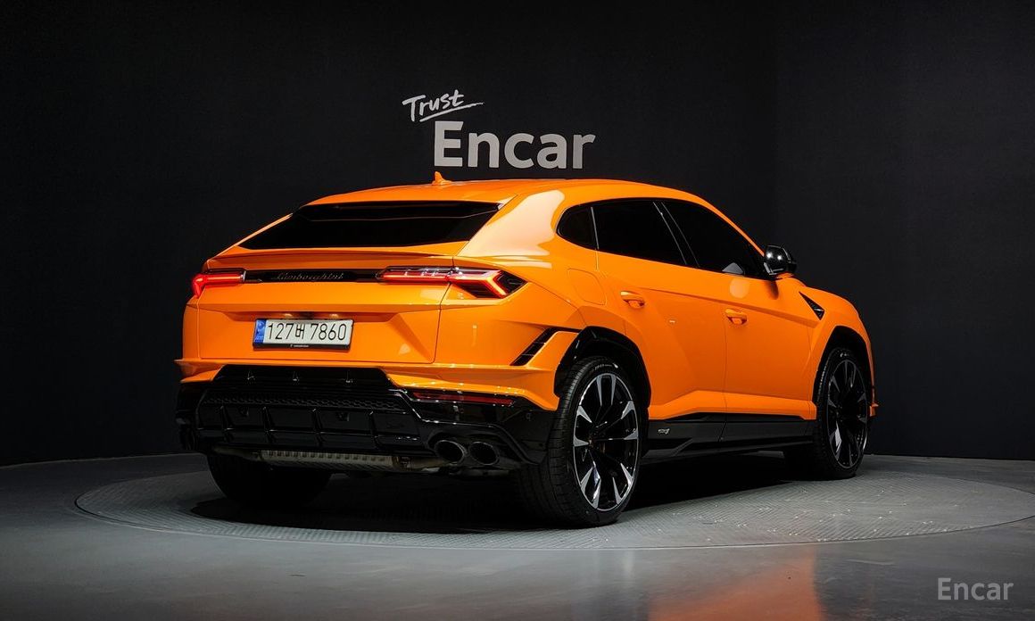 2024 Lamborghini Urus I Рестайлинг 4.0 V8 S с пробегом 14 945 км
