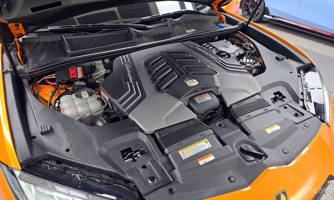 2024 Lamborghini Urus I Рестайлинг 4.0 V8 S с пробегом 14 945 км