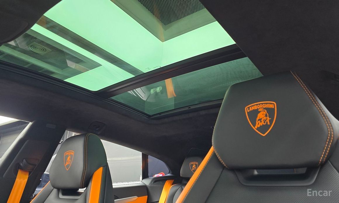 2024 Lamborghini Urus I Рестайлинг 4.0 V8 S с пробегом 14 945 км