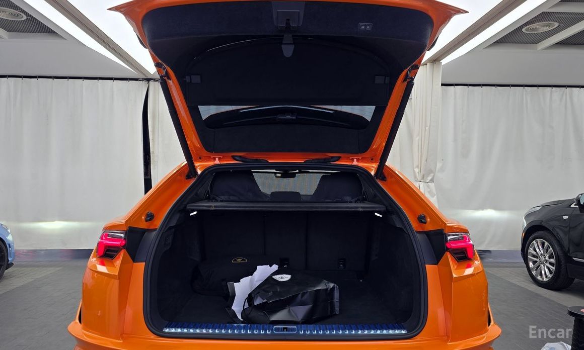 2024 Lamborghini Urus I Рестайлинг 4.0 V8 S с пробегом 14 945 км
