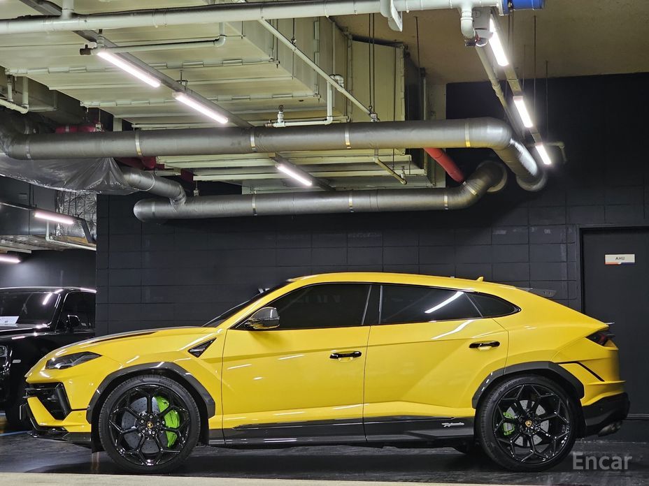 2024 Lamborghini Urus I Рестайлинг 4.0 V8 Performante с пробегом 630 км