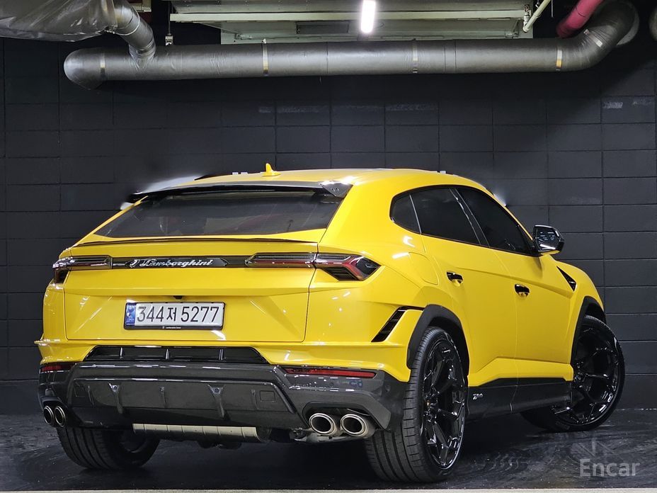 2024 Lamborghini Urus I Рестайлинг 4.0 V8 Performante с пробегом 630 км