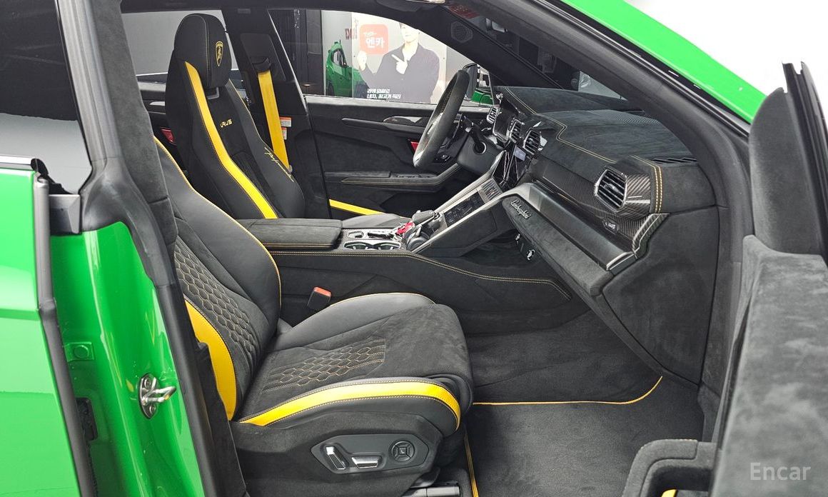 2024 Lamborghini Urus I Рестайлинг 4.0 V8 Performante с пробегом 10 562 км