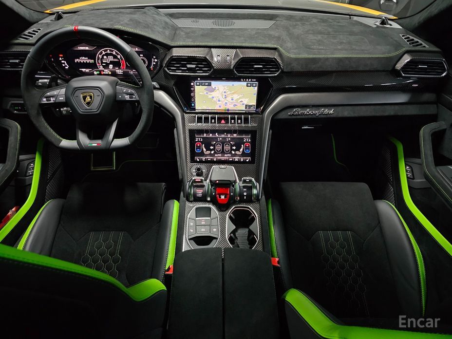 2024 Lamborghini Urus I Рестайлинг 4.0 V8 Performante с пробегом 630 км