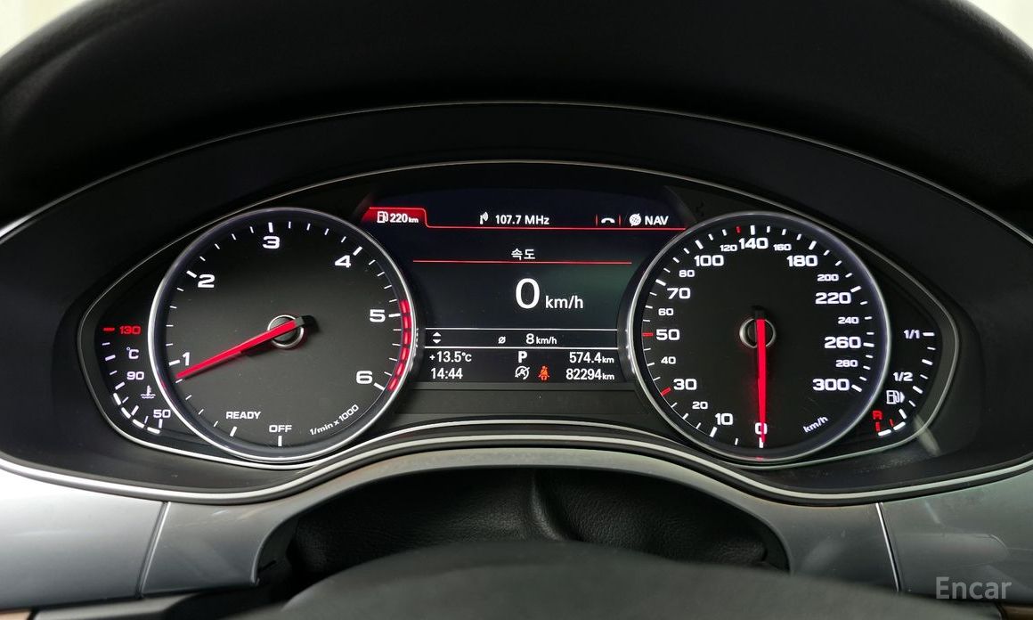 2015 Audi A6 IV (C7) Рестайлинг 35 TDI Premium C7 с пробегом 82 294 км