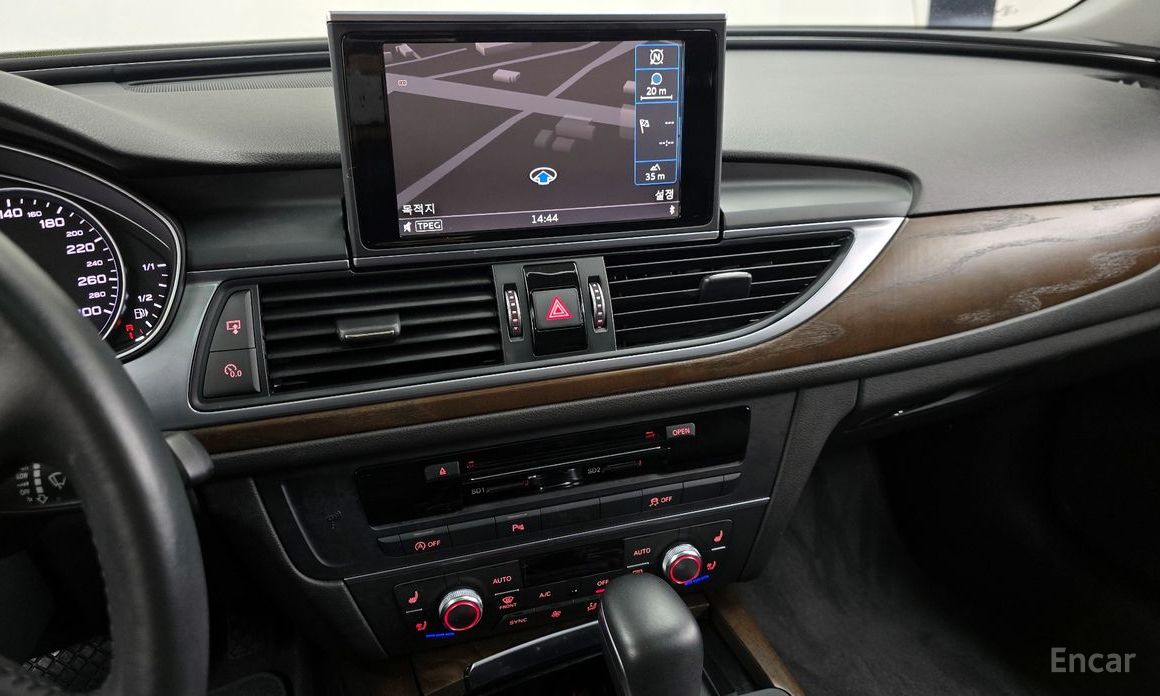 2015 Audi A6 IV (C7) Рестайлинг 35 TDI Premium C7 с пробегом 82 294 км