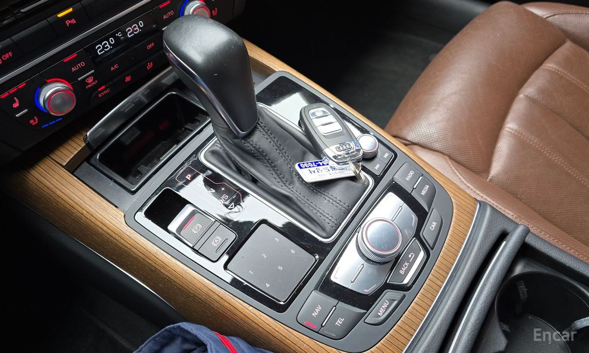 2015 Audi A6 IV (C7) Рестайлинг 40 TDI Quattro Premium C7 с пробегом 129 278 км