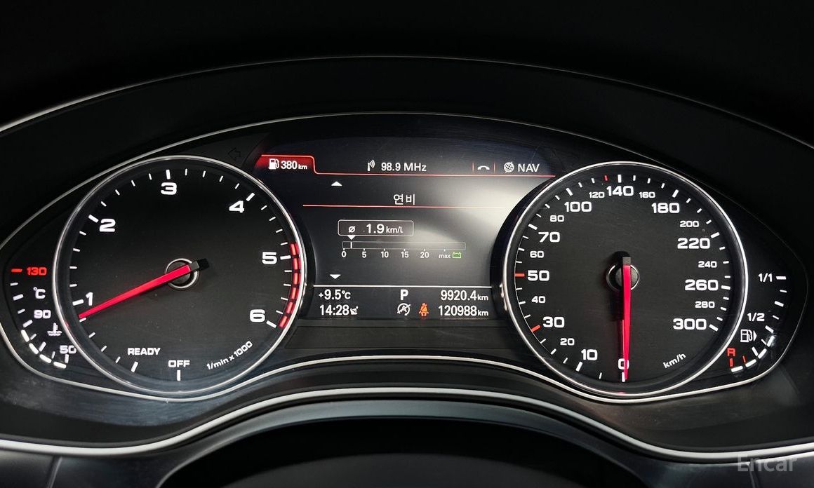 2018 Audi A6 IV (C7) Рестайлинг 35 TDI Premium C7 с пробегом 120 988 км