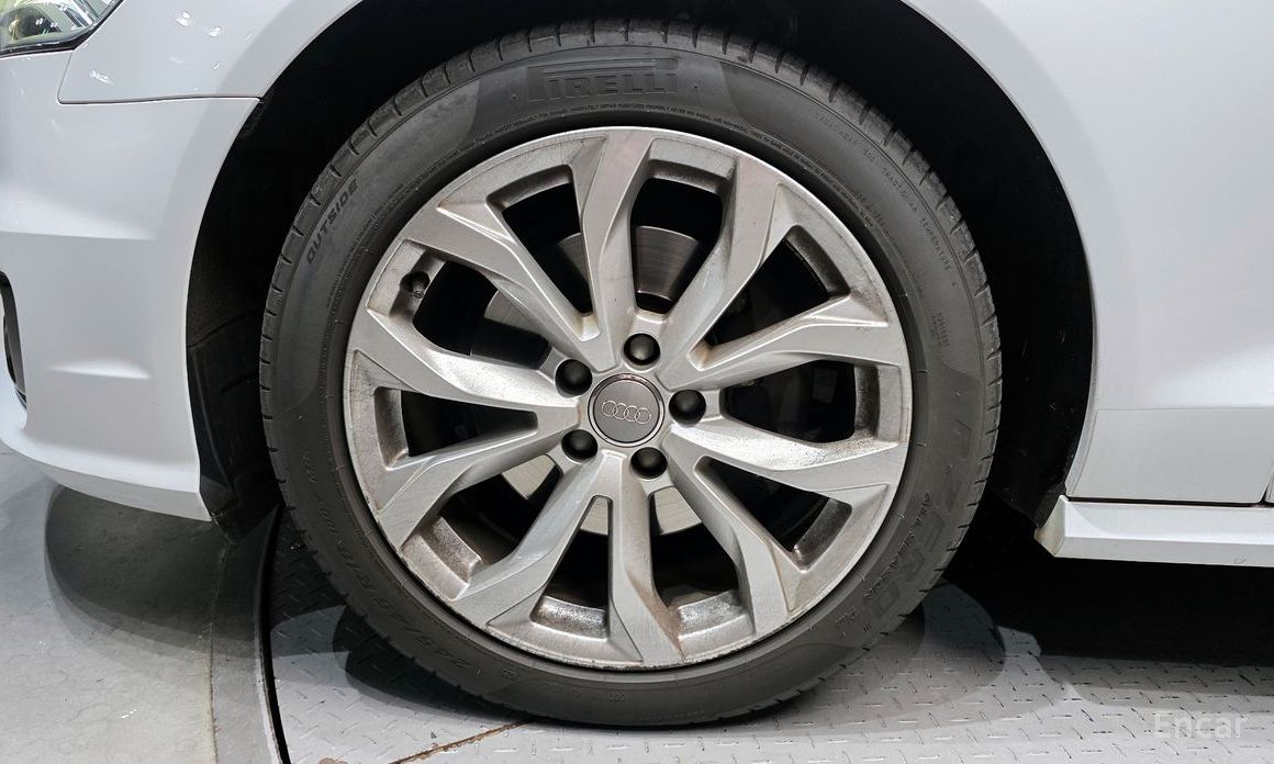 2015 Audi A6 IV (C7) Рестайлинг 35 TDI Premium C7 с пробегом 56 446 км