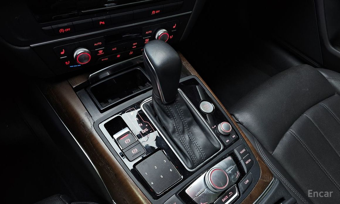 2015 Audi A6 IV (C7) Рестайлинг 35 TDI Premium C7 с пробегом 56 446 км