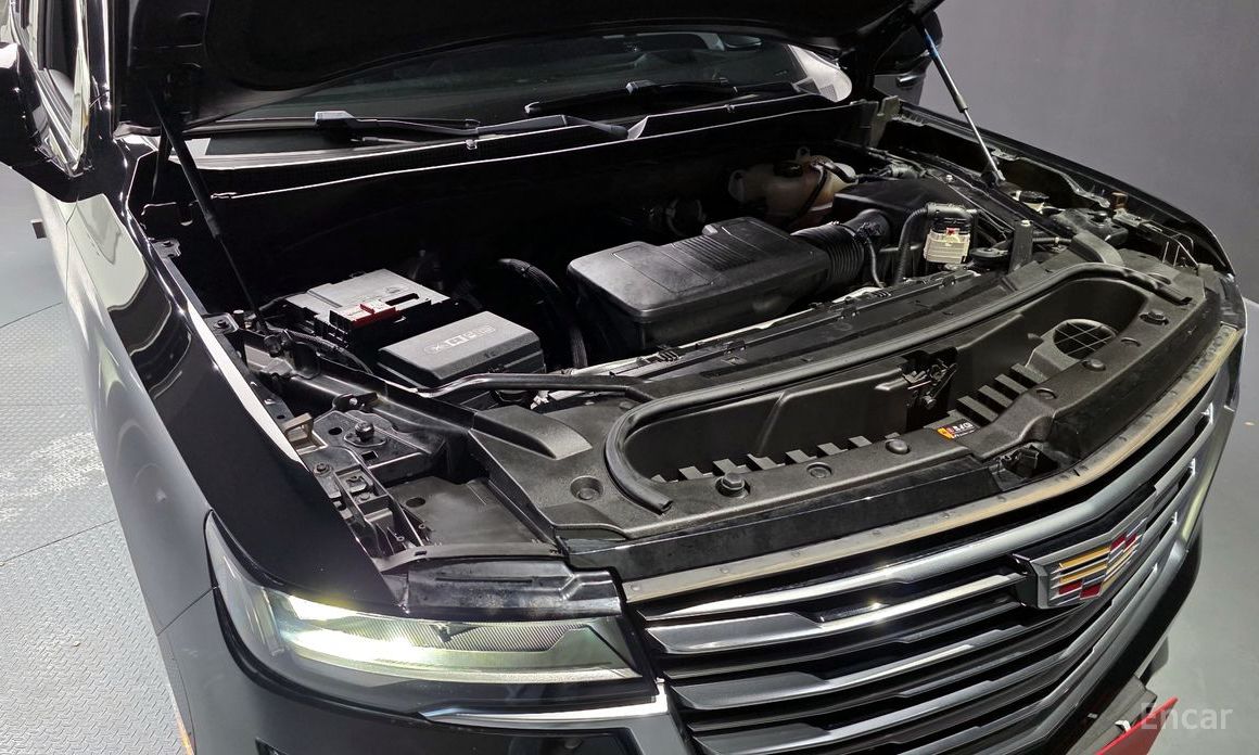 2022 Cadillac Escalade V 6.2 Premium Luxury Platinum с пробегом 56 277 км