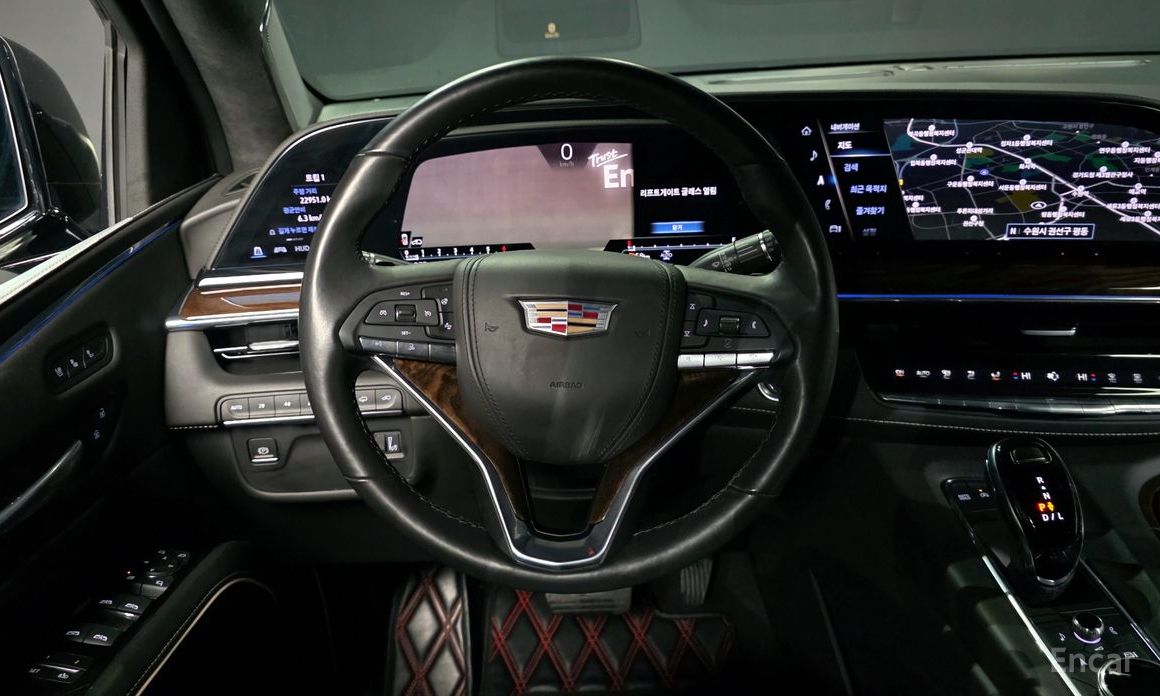 2022 Cadillac Escalade V 6.2 Premium Luxury Platinum с пробегом 56 277 км