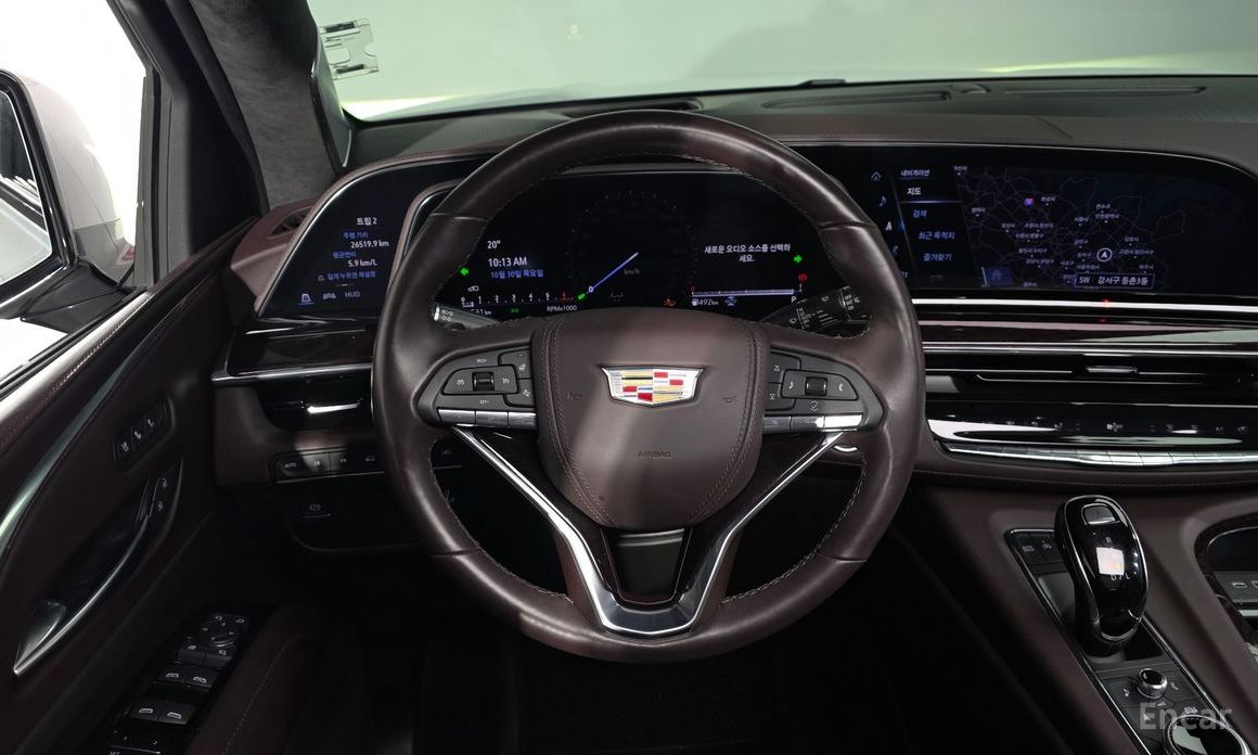 2023 Cadillac Escalade V 6.2 ESV ESV Sports Platinum с пробегом 26 531 км