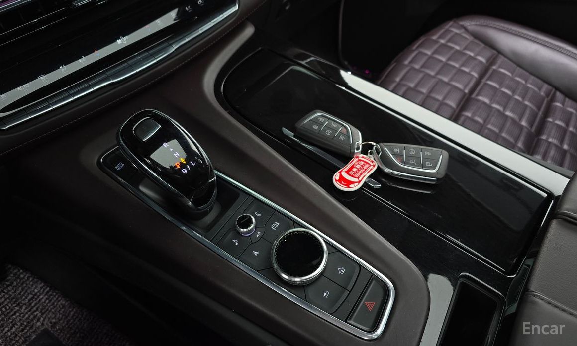 2022 Cadillac Escalade V 6.2 Premium Luxury Platinum с пробегом 77 336 км