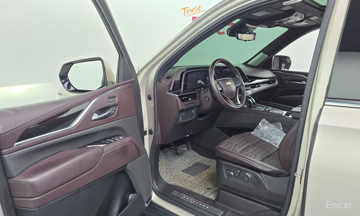 2022 Cadillac Escalade V 6.2 Premium Luxury Platinum с пробегом 77 336 км