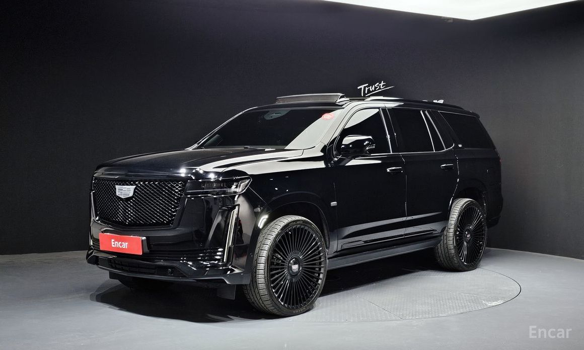 2022 Cadillac Escalade V 6.2 Sports Platinum с пробегом 27 583 км
