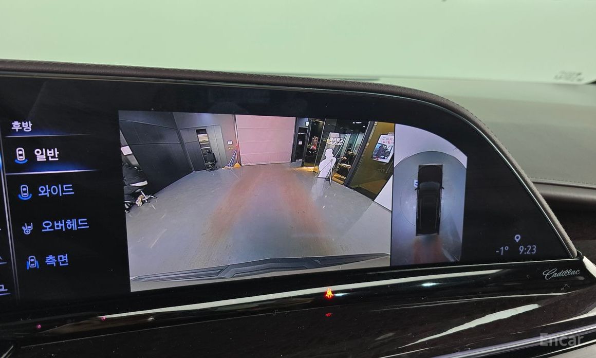 2022 Cadillac Escalade V 6.2 Premium Luxury Platinum с пробегом 77 336 км