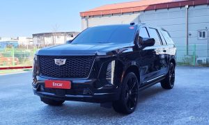 2025 Cadillac Escalade V 6.2 ESV ESV Sports Platinum с пробегом 11 104 км