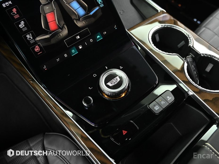 2025 Cadillac Escalade V 6.2 ESV ESV Sports Platinum с пробегом 3 935 км